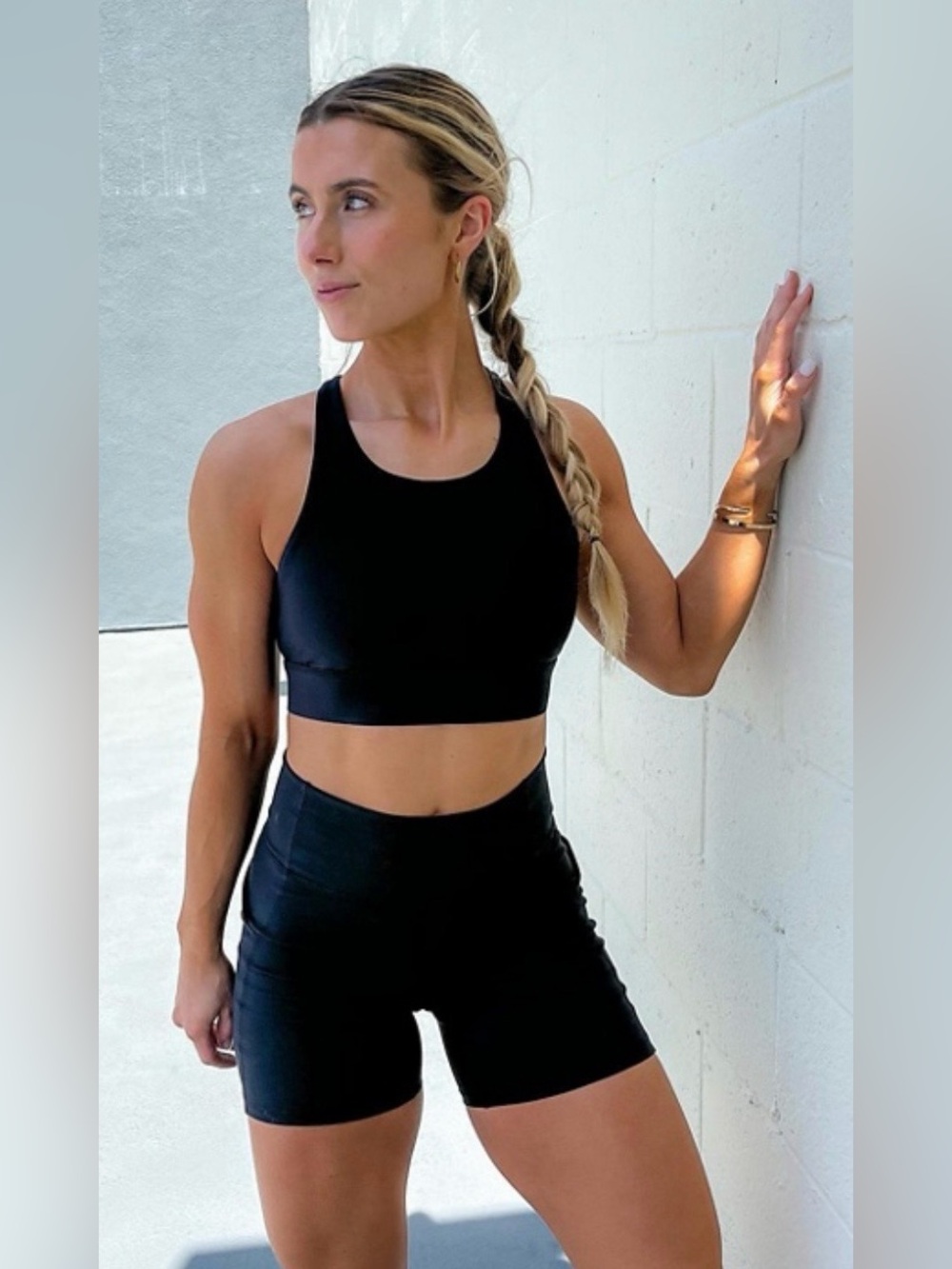 Fabletics Black No Bounce High-Impact Cross-Back Sports Bra